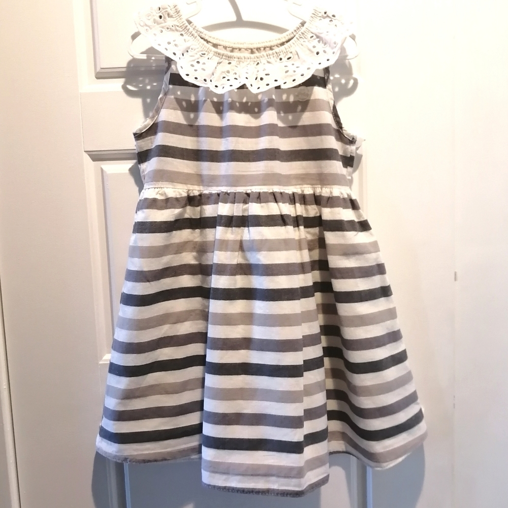 Girl's Dress - Size 5